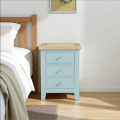 Velador de madera 3 cajones