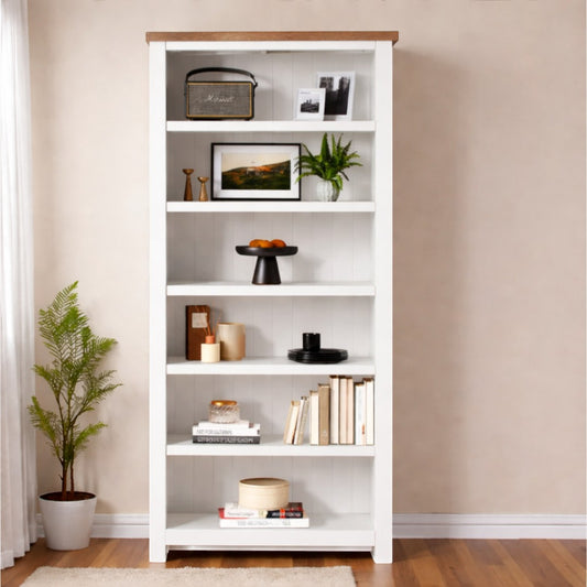 Biblioteca de madera con repisas