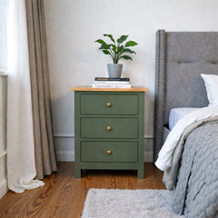 Velador de madera 3 cajones Rose