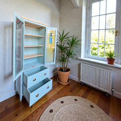 Vitrina de Madera de Pino Estilo Rústico - 180x80x35cm con Coperos y Cajones