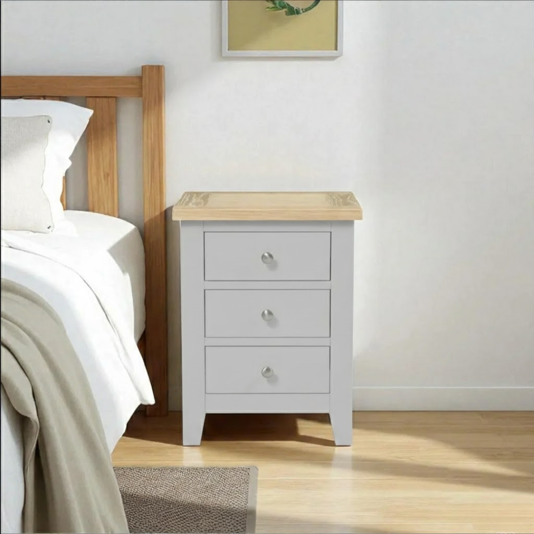 Velador de madera 3 cajones