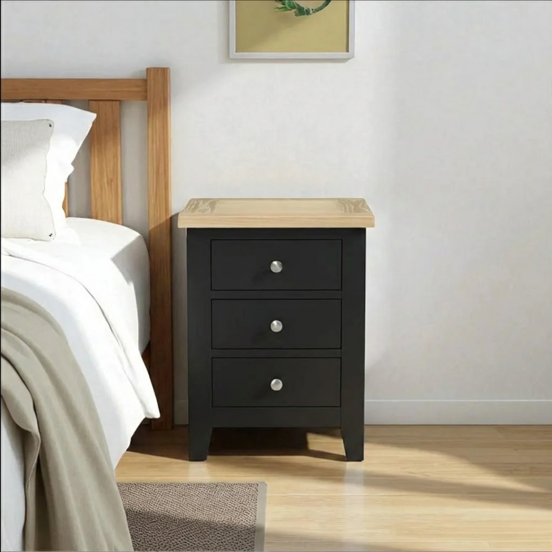 Velador de madera 3 cajones