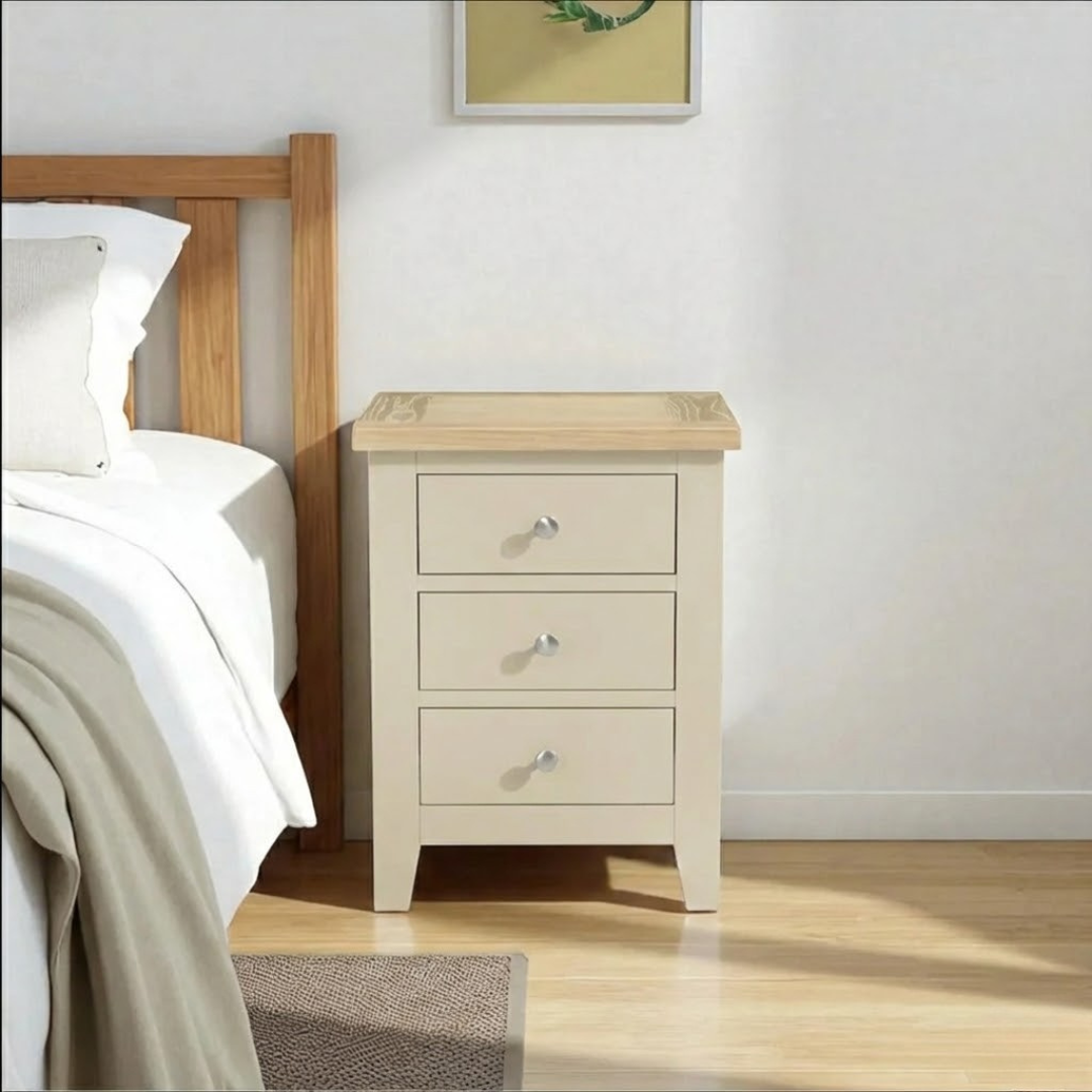 Velador de madera 3 cajones