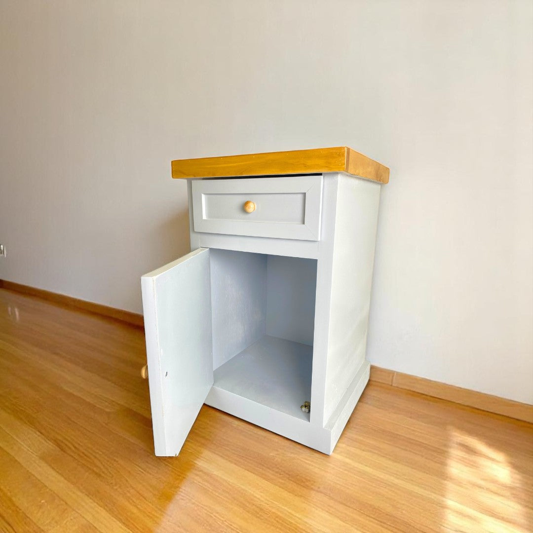 Par de Velador de Madera rústico