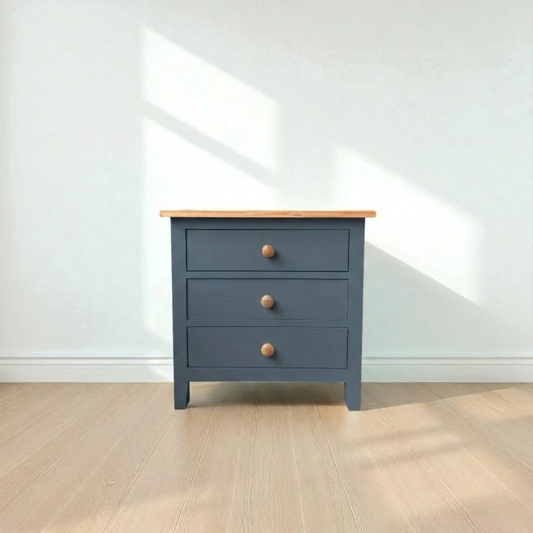 Velador de madera 3 cajones