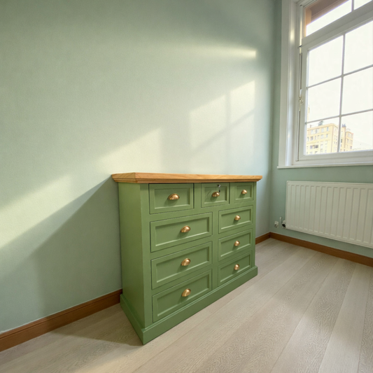 Cómoda de Madera 9 cajones con relieve