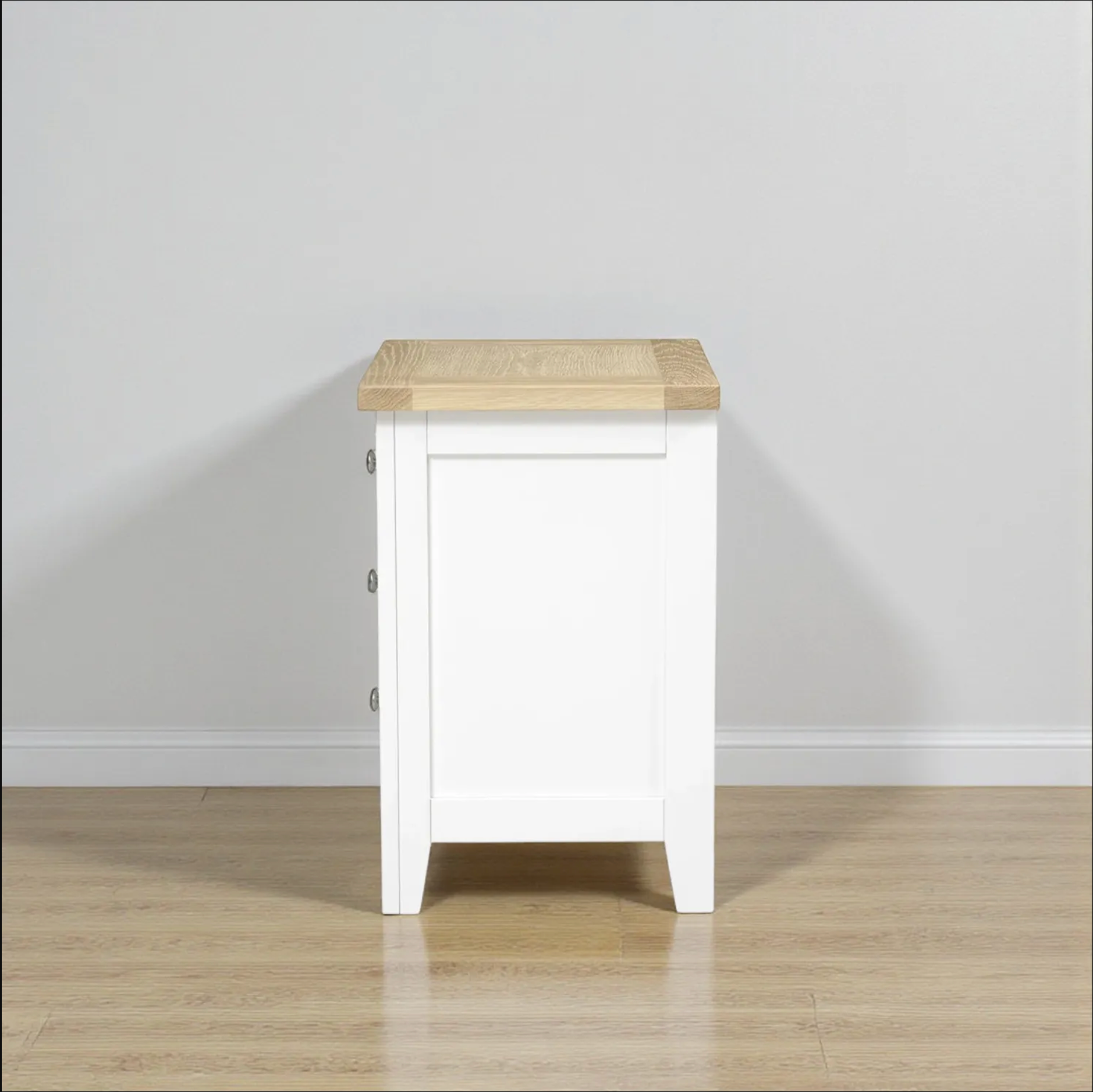 Velador de madera 3 cajones 45x40x60