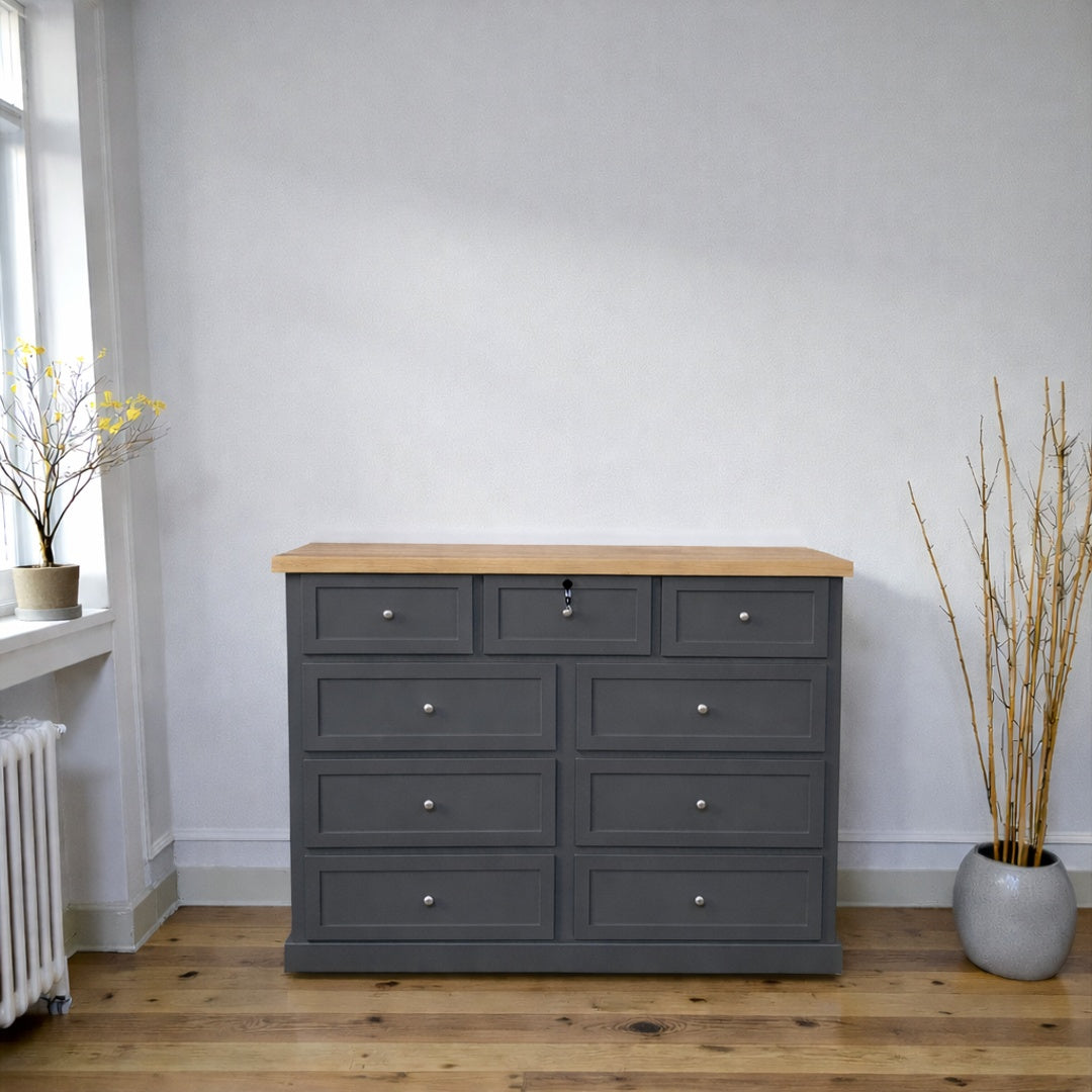 Cómoda de Madera 9 cajones con relieve