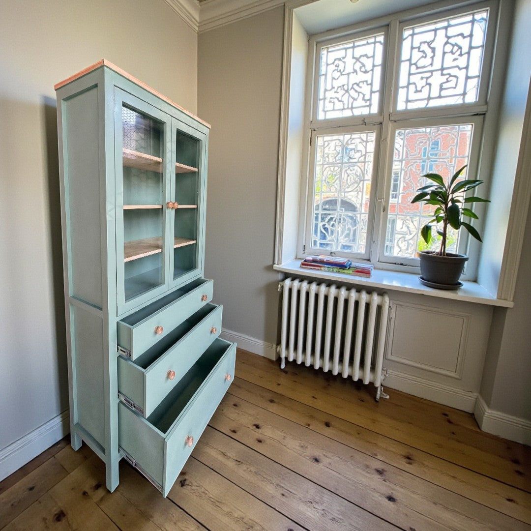 Vitrina de madera Vintage 90x35x180