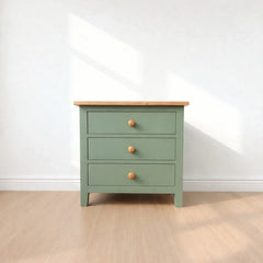 Velador de madera 3 cajones