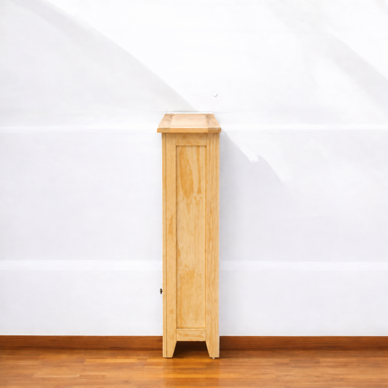 arrimo-minimalista-de-pino-natural-3