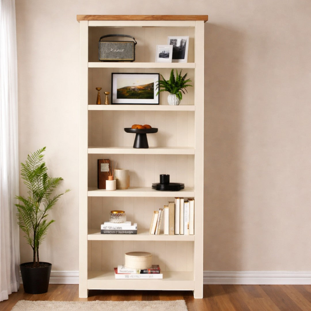 Biblioteca de madera con repisas