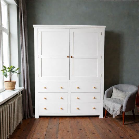Armario (closet) de madera con colgador
