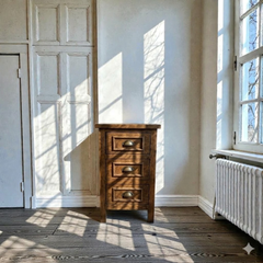 Velador de madera 3 cajones Elegance