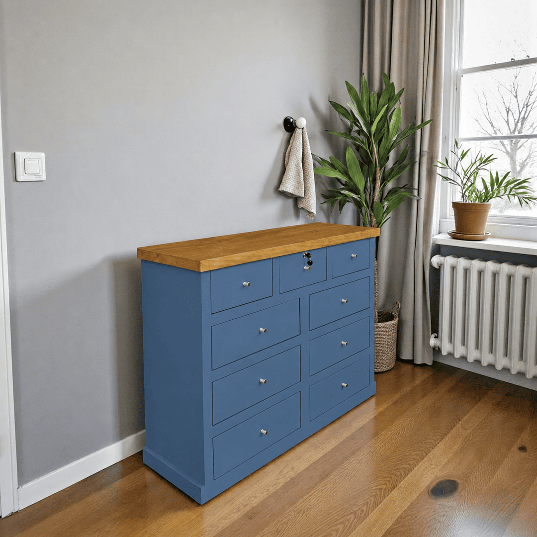 comoda-de-madera-rustica-con-seguridad-azul-marino-2