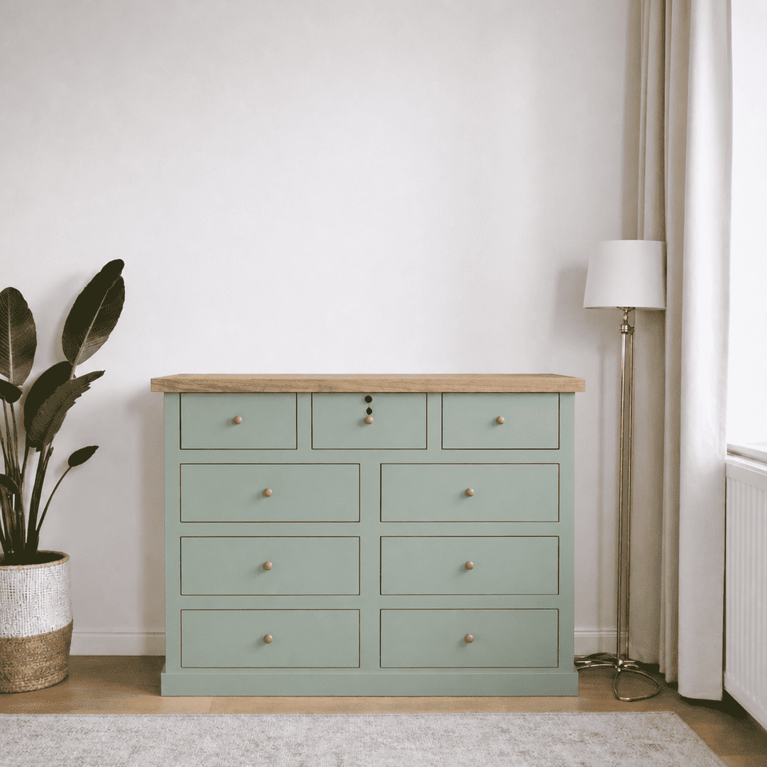 comoda-de-madera-rustica-con-seguridad-verde-agua-1