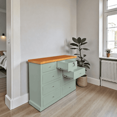 comoda-de-madera-rustica-con-seguridad-verde-agua-3