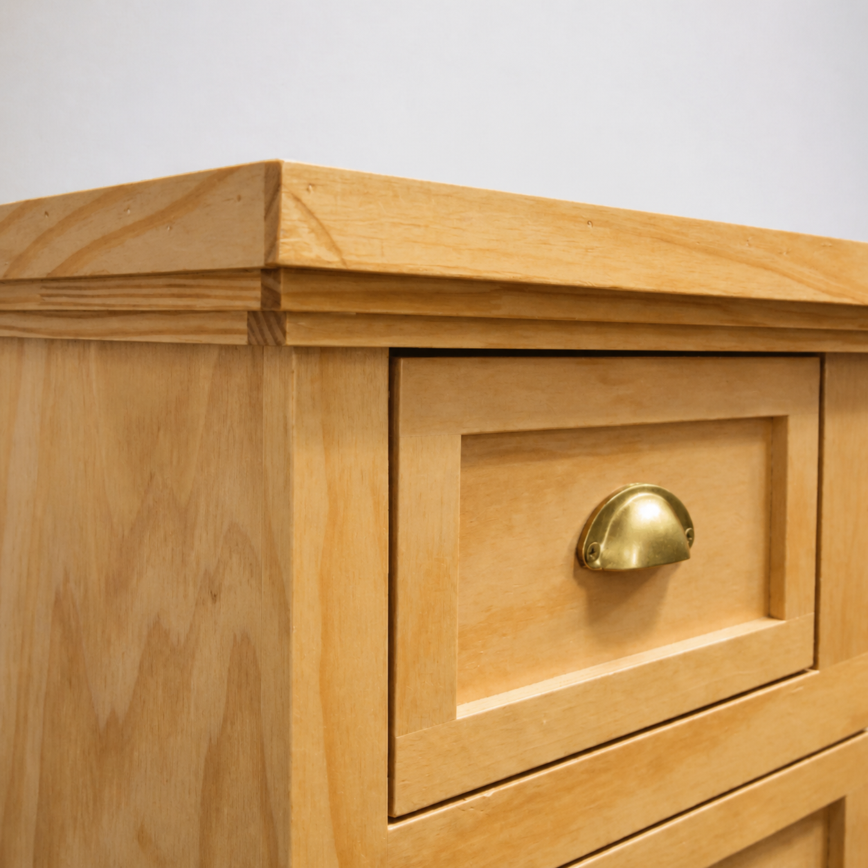 comoda-de-madera-vintage-con-cajon-de-seguridad-natural-1