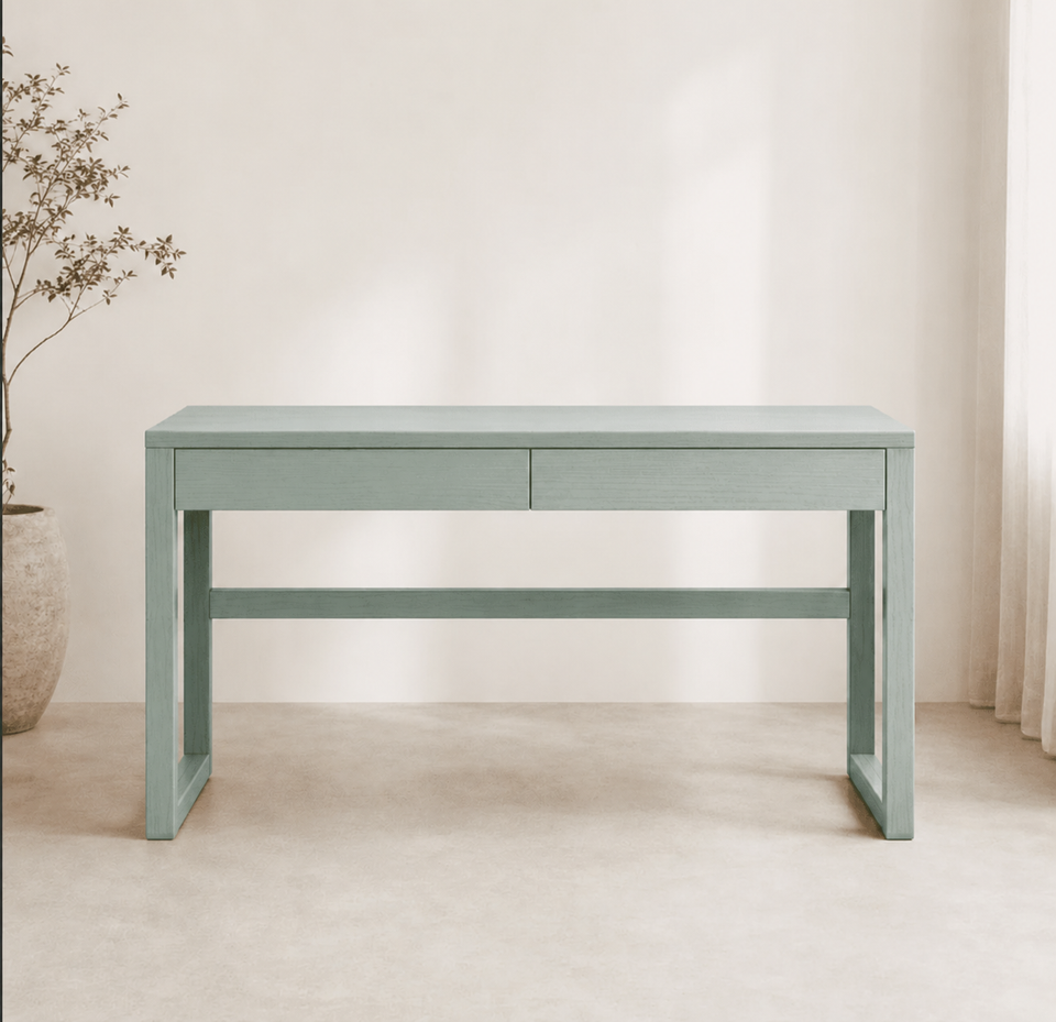 Escritorio "Mañío" – Mesa de Trabajo Minimalista de Madera