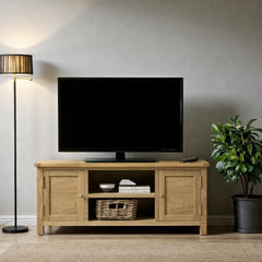 Rack de tv de madera Priana + 2 Puertas