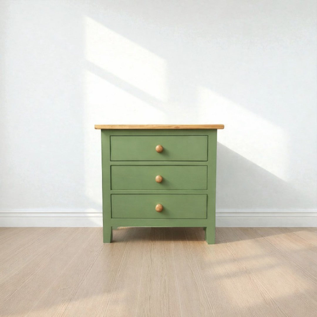 Velador de madera 3 cajones