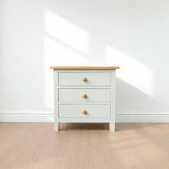 Velador de madera 3 cajones