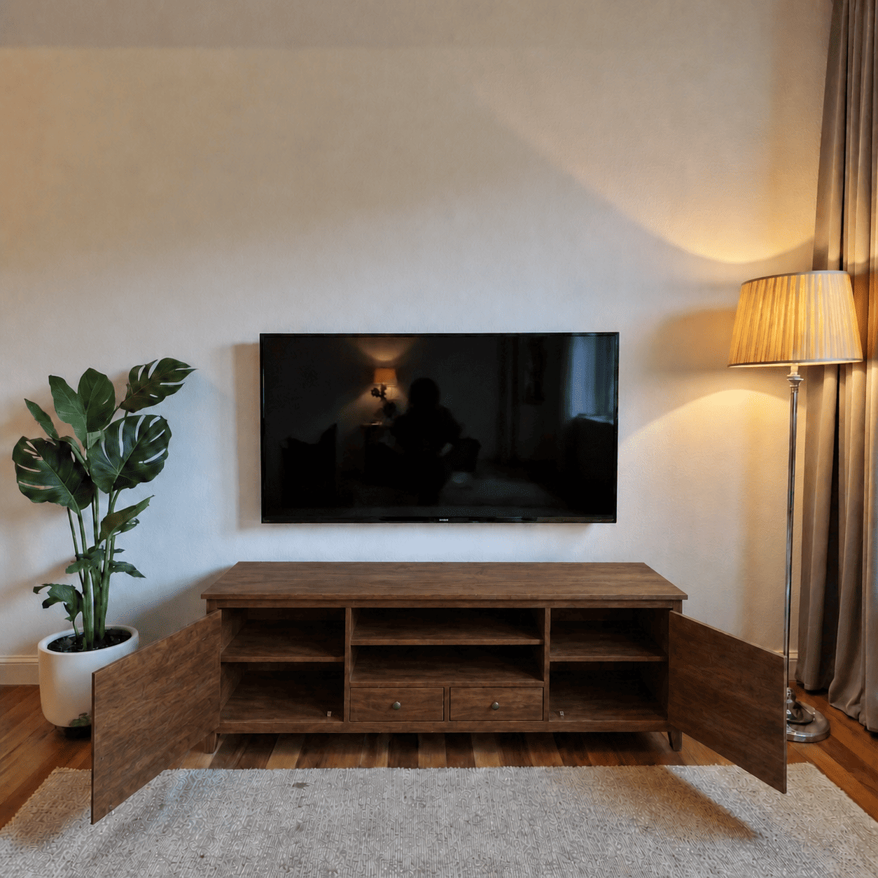 rack-tv-rustic-luxury-cafe-2