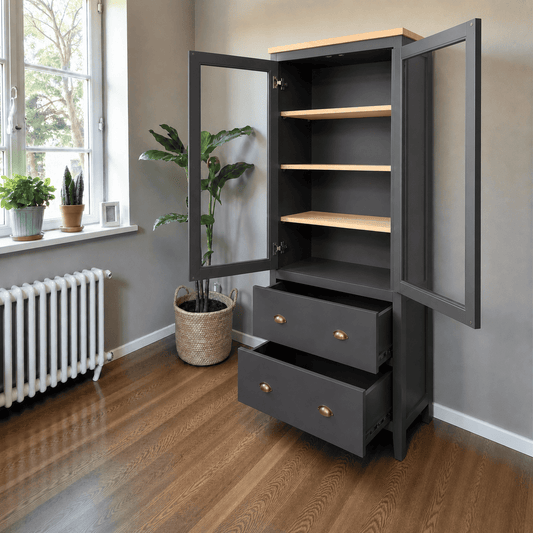 vitrina-de-madera-con-coperos-gris-grafito-2