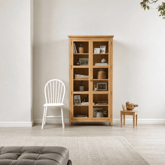 vitrinero-alto-de-madera-2-puertas-natural-1